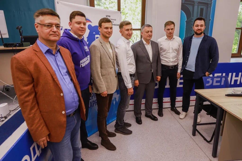 Шахматные клубы Сергея Карякина отправляют детей в Артек!