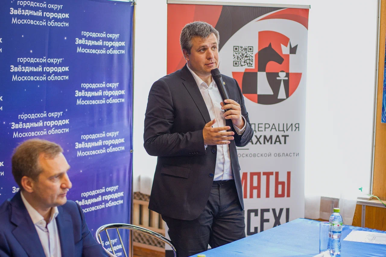 Будущее за космосом и шахматами!