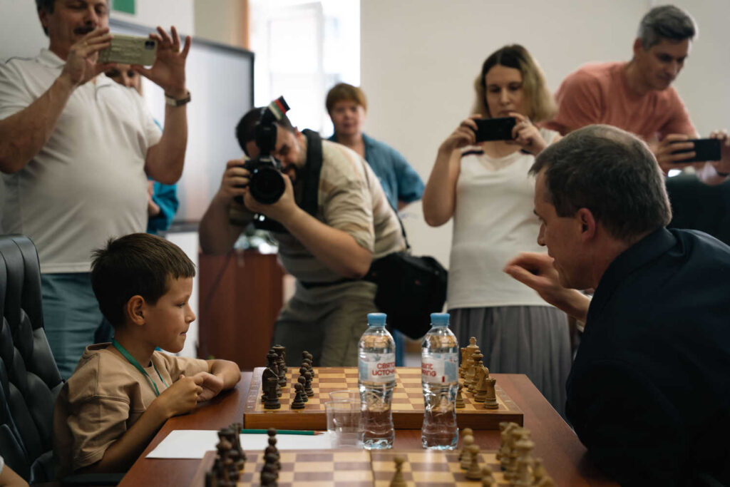 Подписание Соглашения с Всероссийским обществом инвалидов и сеанс одновременной игры Сергея Карякина, Москва, 22.07.2026