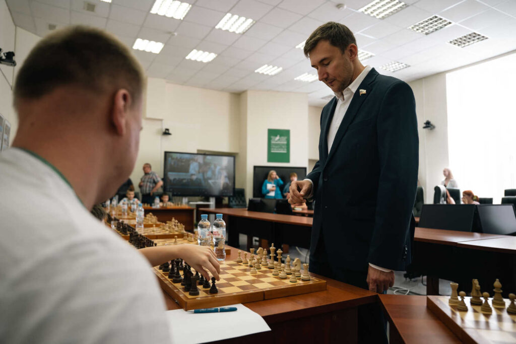 Подписание Соглашения с Всероссийским обществом инвалидов и сеанс одновременной игры Сергея Карякина, Москва, 22.07.2026