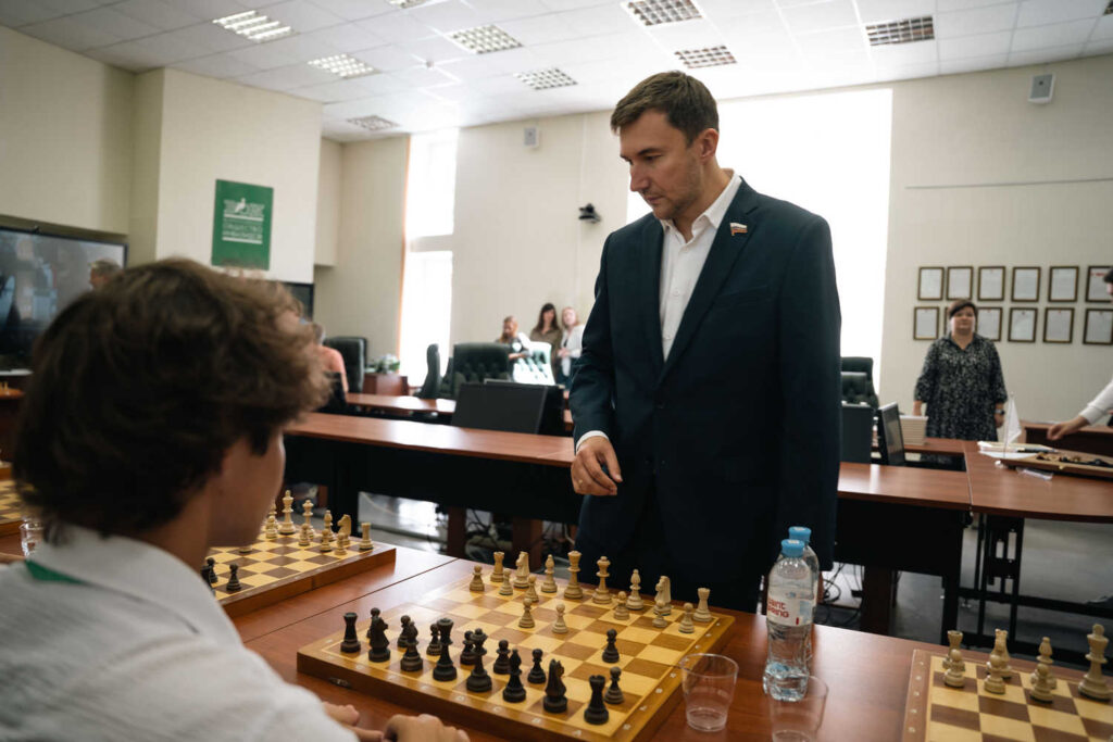 Подписание Соглашения с Всероссийским обществом инвалидов и сеанс одновременной игры Сергея Карякина, Москва, 22.07.2026