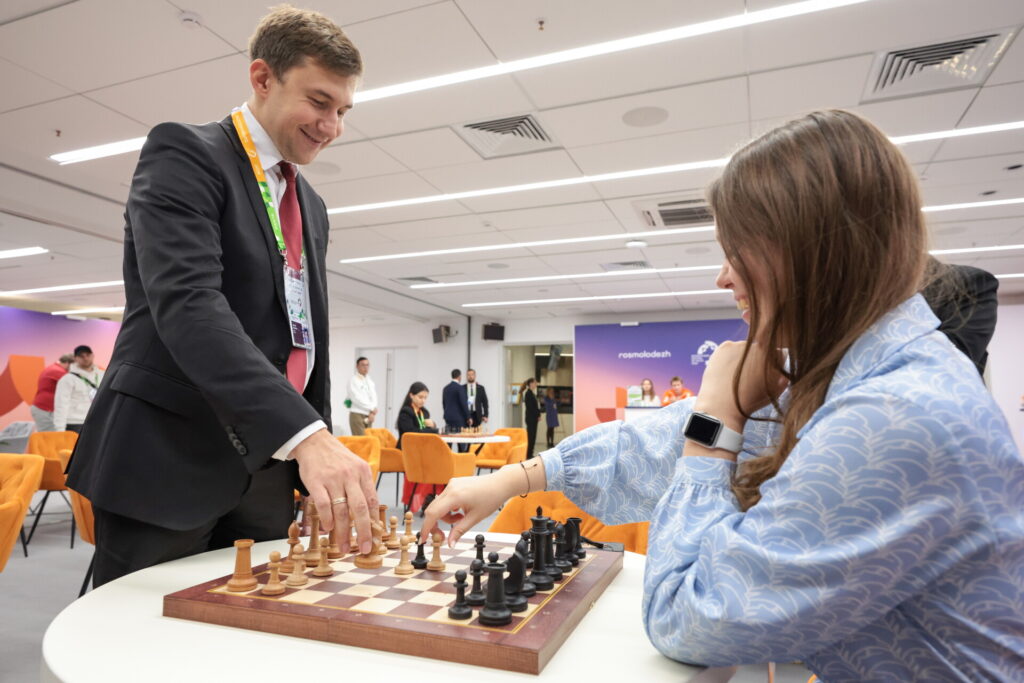 Сергей Карякин на Международном фестивале молодежи, Екатеринбург, 15-16.09.2026