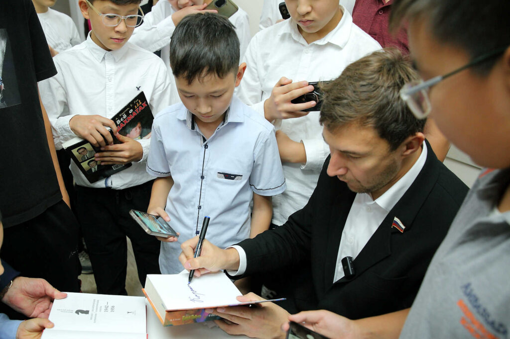 Визит Сергея Карякина в Бишкек, 30.09-1.10.2026